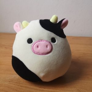 Rare Connor 5" cow Squishmallow